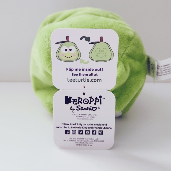 TeeTurtle Hello Kitty And Friends Reversible Keroppi Pear - Picture 9 of 9